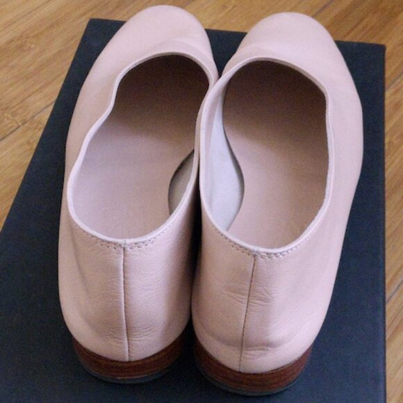 Martiniano Glove Shoe size 36 EUC Makeup - Picture 3 of 7